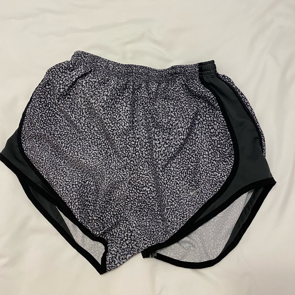 Nike - Small - Grey & Black